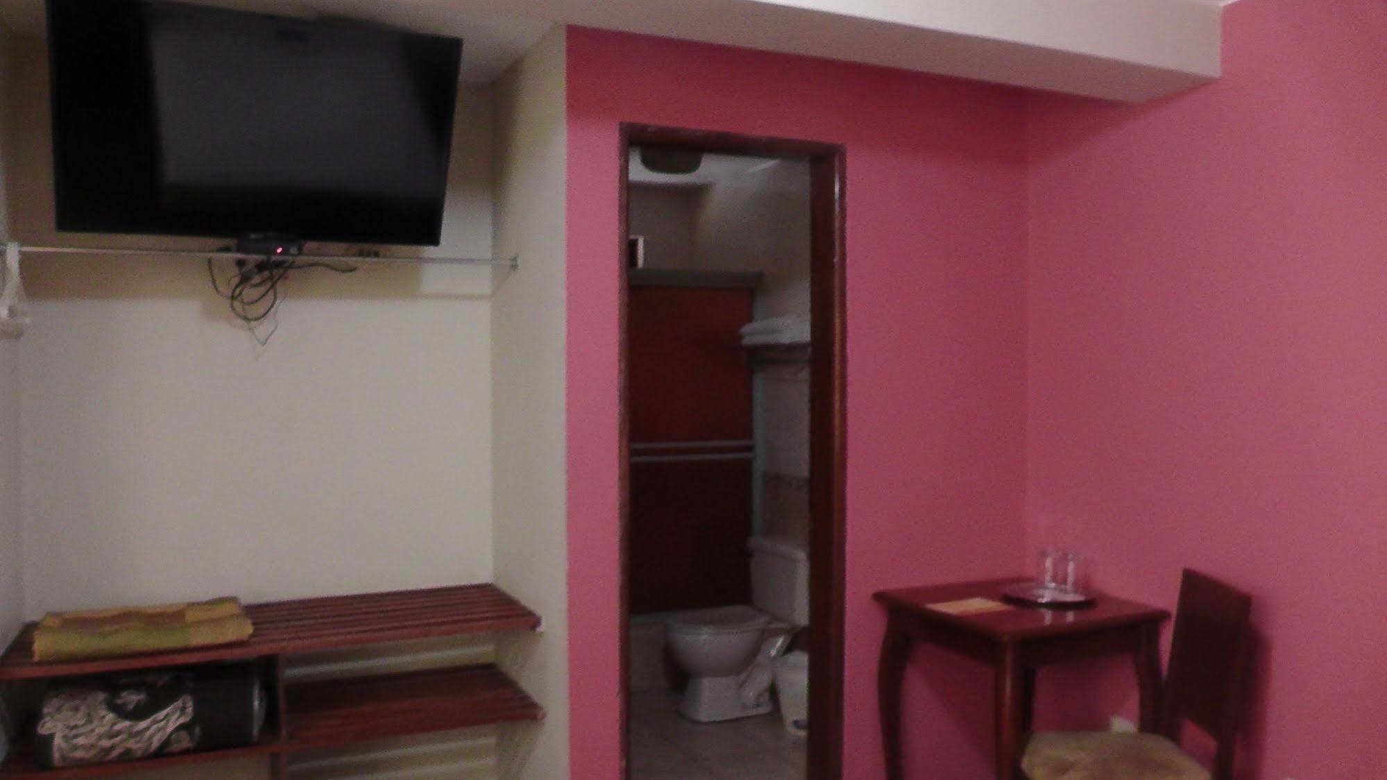 Hotel Asturias Inn Lima Exterior photo